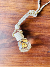 Load image into Gallery viewer, Hanging Car Diffuser| Coming Up Roses