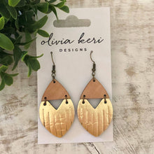 Load image into Gallery viewer, Josie Earrings - Gold