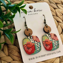 Load image into Gallery viewer, Nora - Spring Fling Poppy