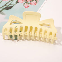 Load image into Gallery viewer, Winter Hair Clips