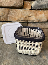 Load image into Gallery viewer, Small OXO Woven Basket
