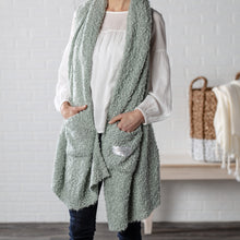 Load image into Gallery viewer, Giving Shawl