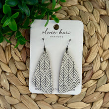 Load image into Gallery viewer, Zoe - Multi Arrows
