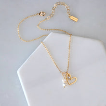 Load image into Gallery viewer, Open Heart Pearl Necklace 
