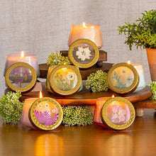 Load image into Gallery viewer, Petite Watercolor Pressed Floral Candle - Tomato Vine
