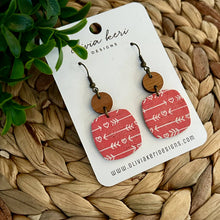 Load image into Gallery viewer, Nora - Arrows &amp; Hearts
