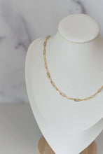 Load image into Gallery viewer, Karleigh paperclip necklace 18k gld plated | small
