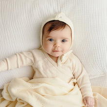 Load image into Gallery viewer, 100% Organic Cotton Luxury Organic Blanket + Bonnet Hat Set: Off-White
