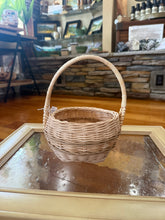 Load image into Gallery viewer, Japanese Round Reed Basket

