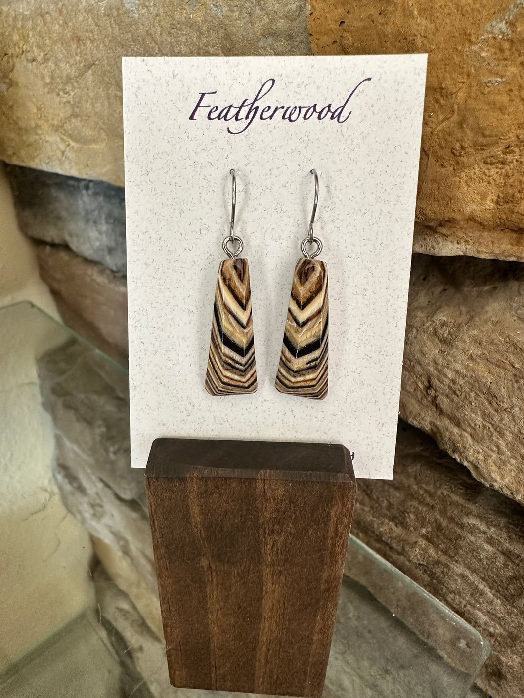 Short Triangle Featherwood Earrings