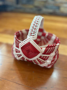 8" Rib Basket in Red