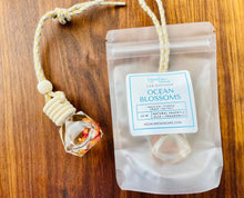 Load image into Gallery viewer, Hanging Car Diffuser| Ocean Blooms
