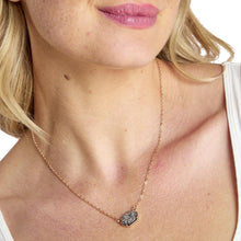 Load image into Gallery viewer, Geode Necklace
