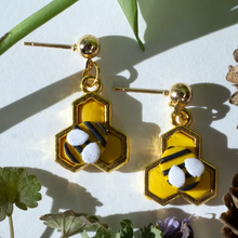 Load image into Gallery viewer, Small Honeycomb Bee Earrings
