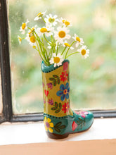 Load image into Gallery viewer, Cutest Little Bud Vase-Boot
