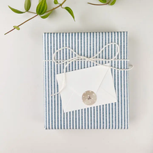 Load image into Gallery viewer, Dog mini notecard
