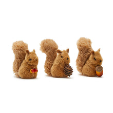 Load image into Gallery viewer, Festive Friends Squirrel Clips
