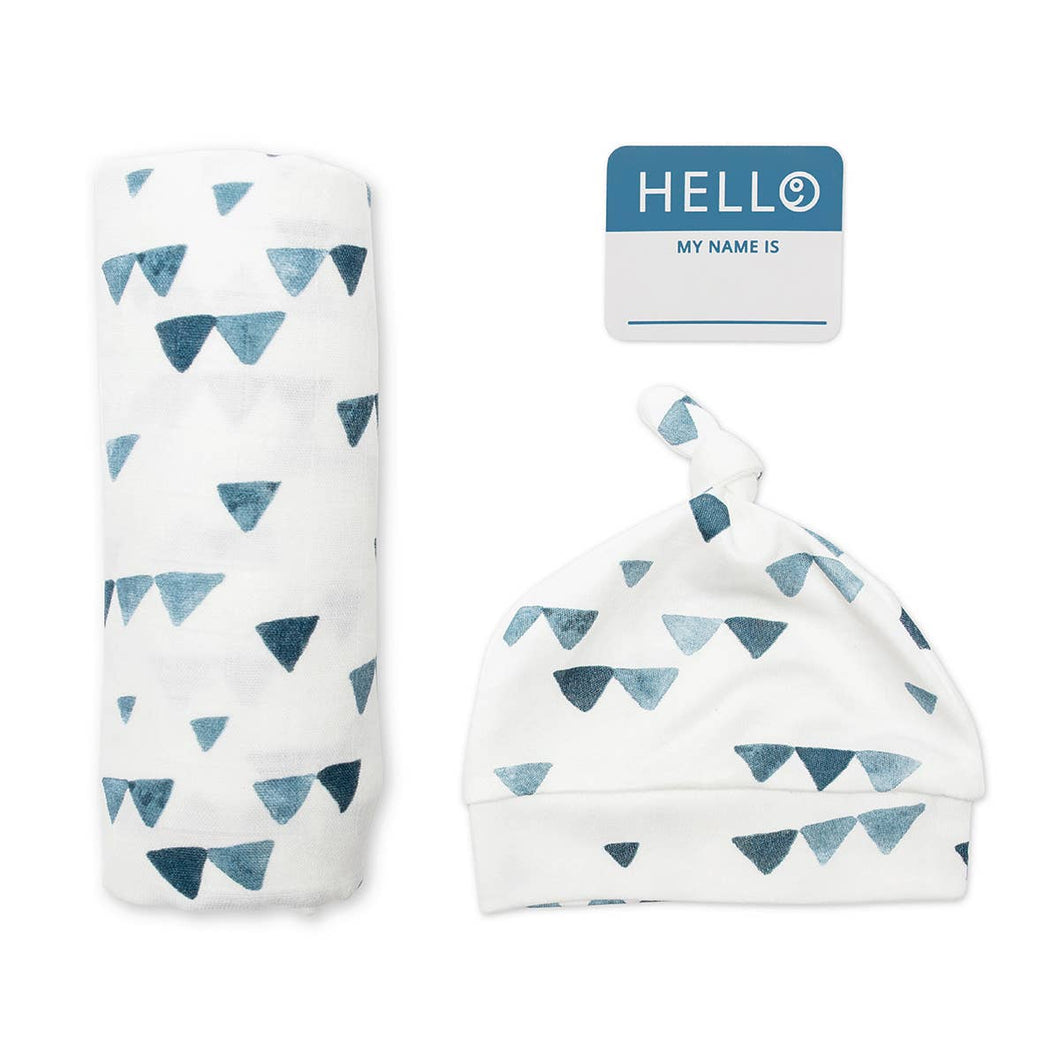 Hello World Blanket & Knotted Hat Set - Navy Triangles