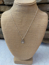 Load image into Gallery viewer, Heart Burst Necklace
