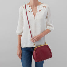 Load image into Gallery viewer, Holly Crossbody in Sangria
