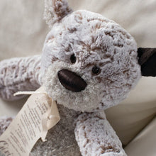 Load image into Gallery viewer, Jumbo 36" Giving Bear Plush
