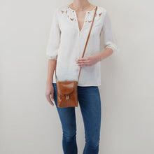 Load image into Gallery viewer, Fern Crossbody in Truffle
